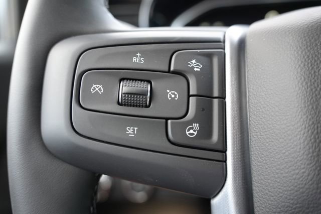 New 2026 GMC Sierra 1500 Elevation image 13