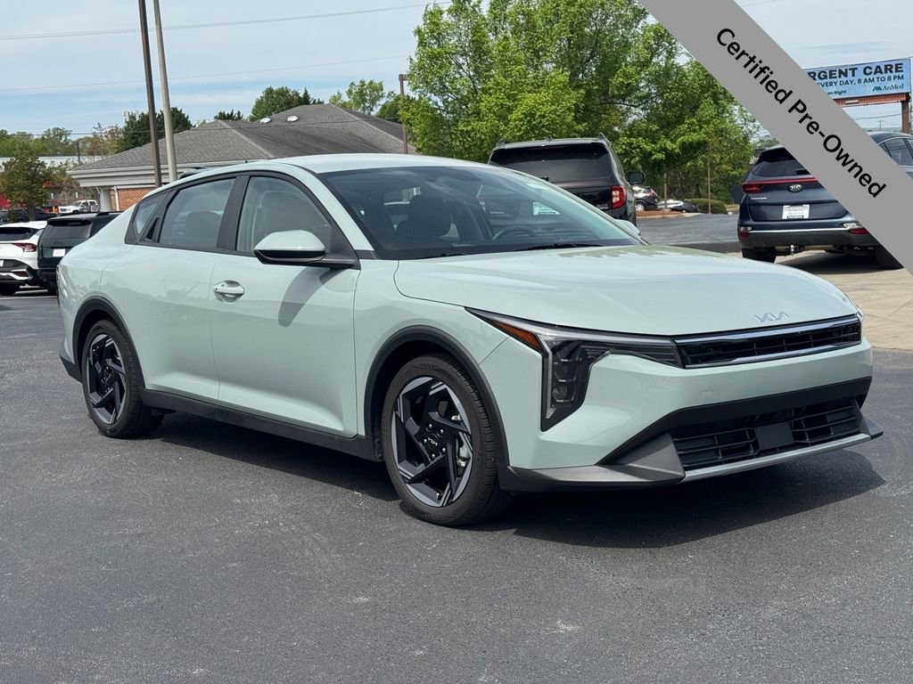 Certified 2025 Kia K4 EX image 1