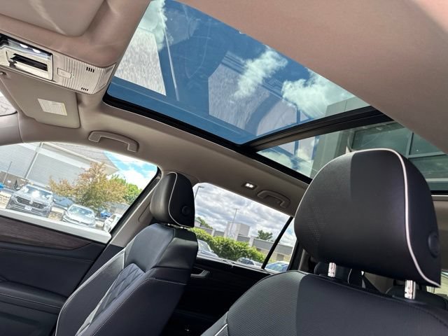 New 2026 Volkswagen Atlas SEL Premium R-Line AWD/4WD image 14