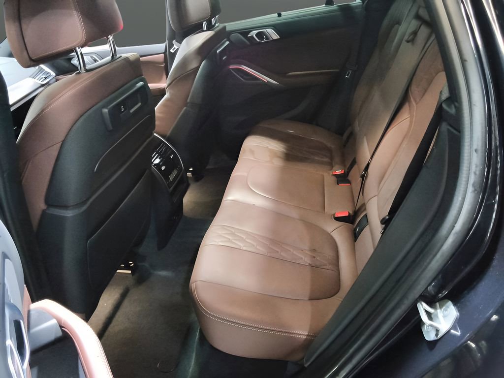 Used 2023 BMW X6 xDrive40i w/ Premium Enhanced Package image 26