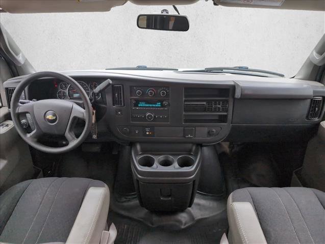 Used 2018 Chevrolet Express 2500 w/ Driver Convenience Package image 21