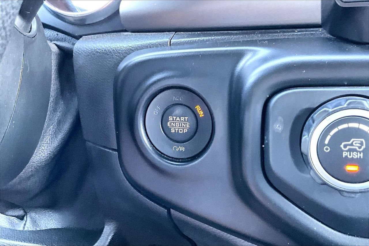 Certified 2020 Jeep Wrangler Unlimited Sport AWD/4WD image 25
