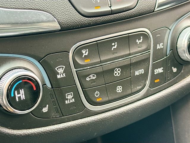 Used 2023 Chevrolet Equinox LT image 20