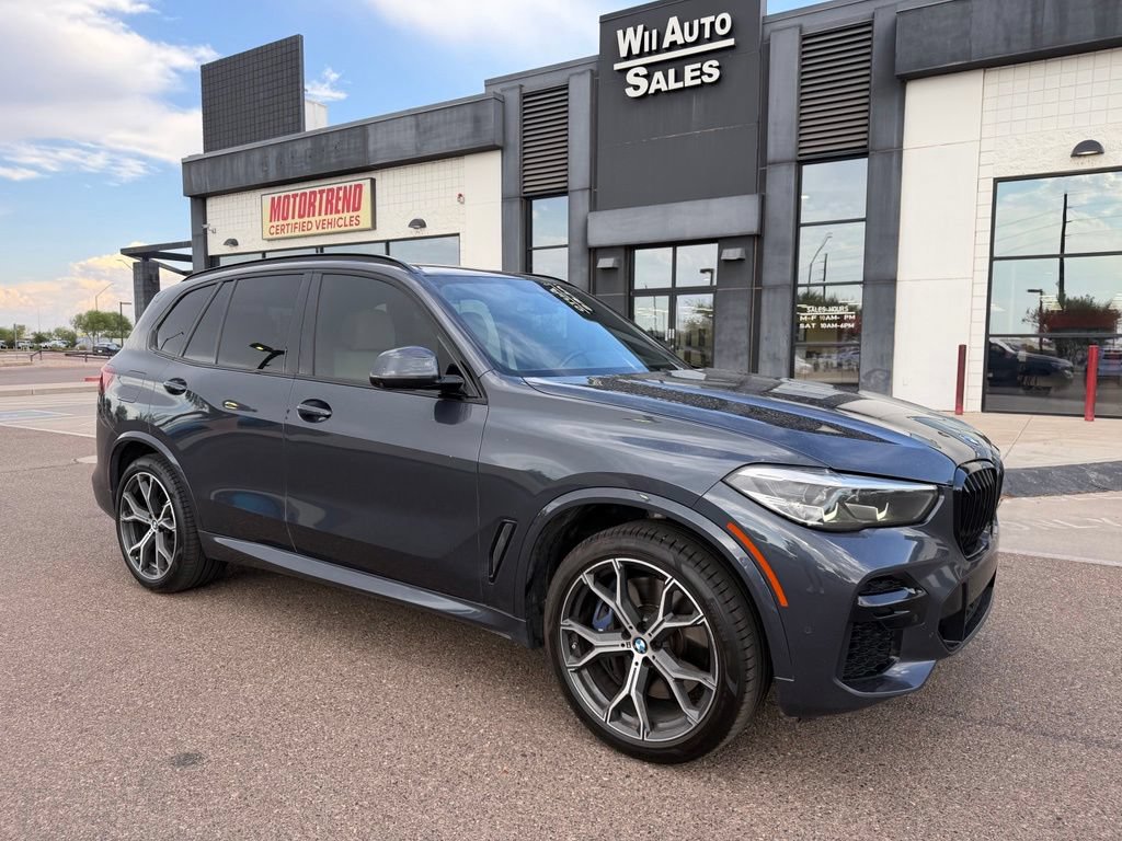 Used 2022 BMW X5 M50i w/ Premium Package AWD/4WD image 2