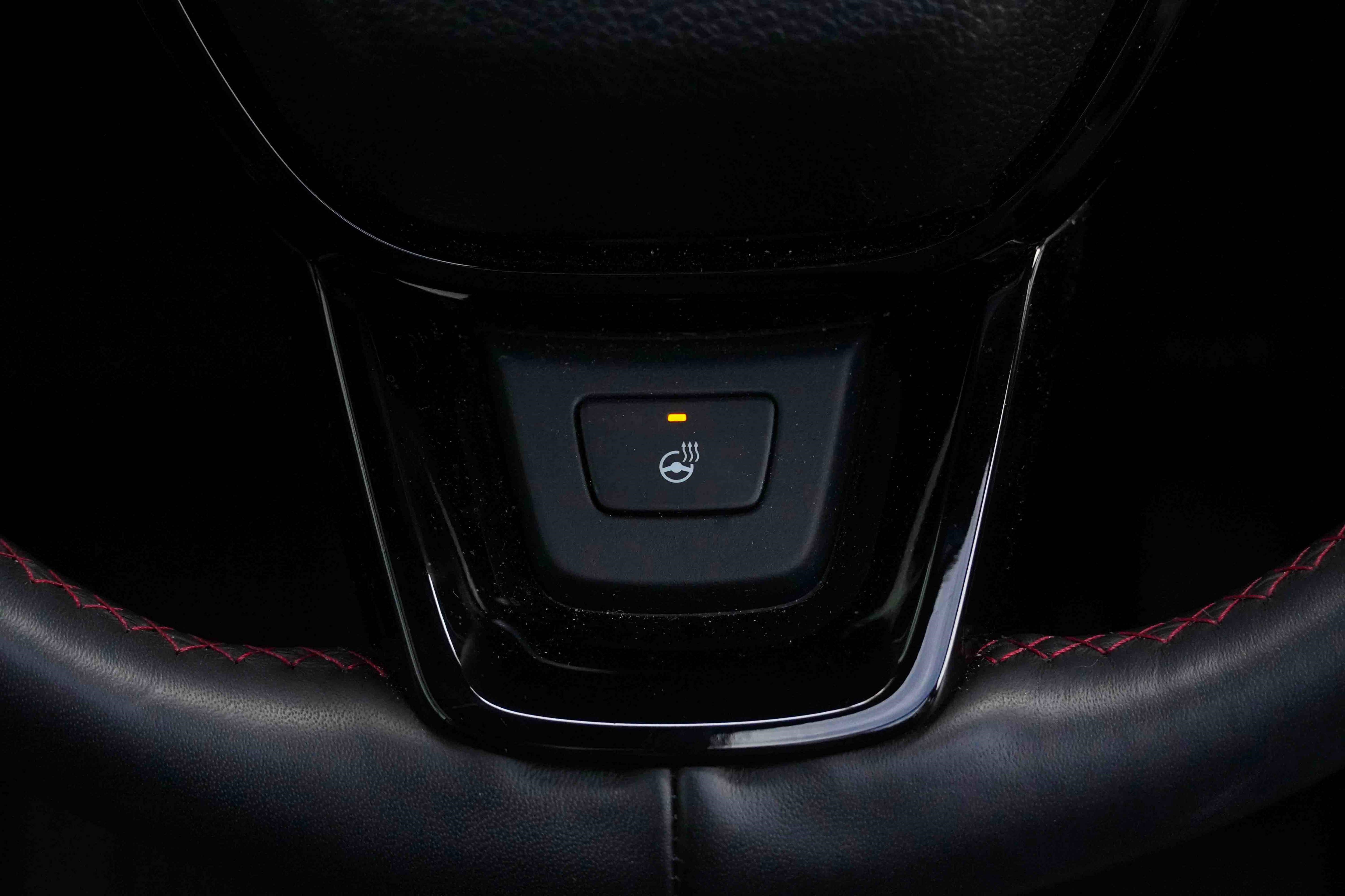 Used 2025 Honda Pilot Black Edition image 23