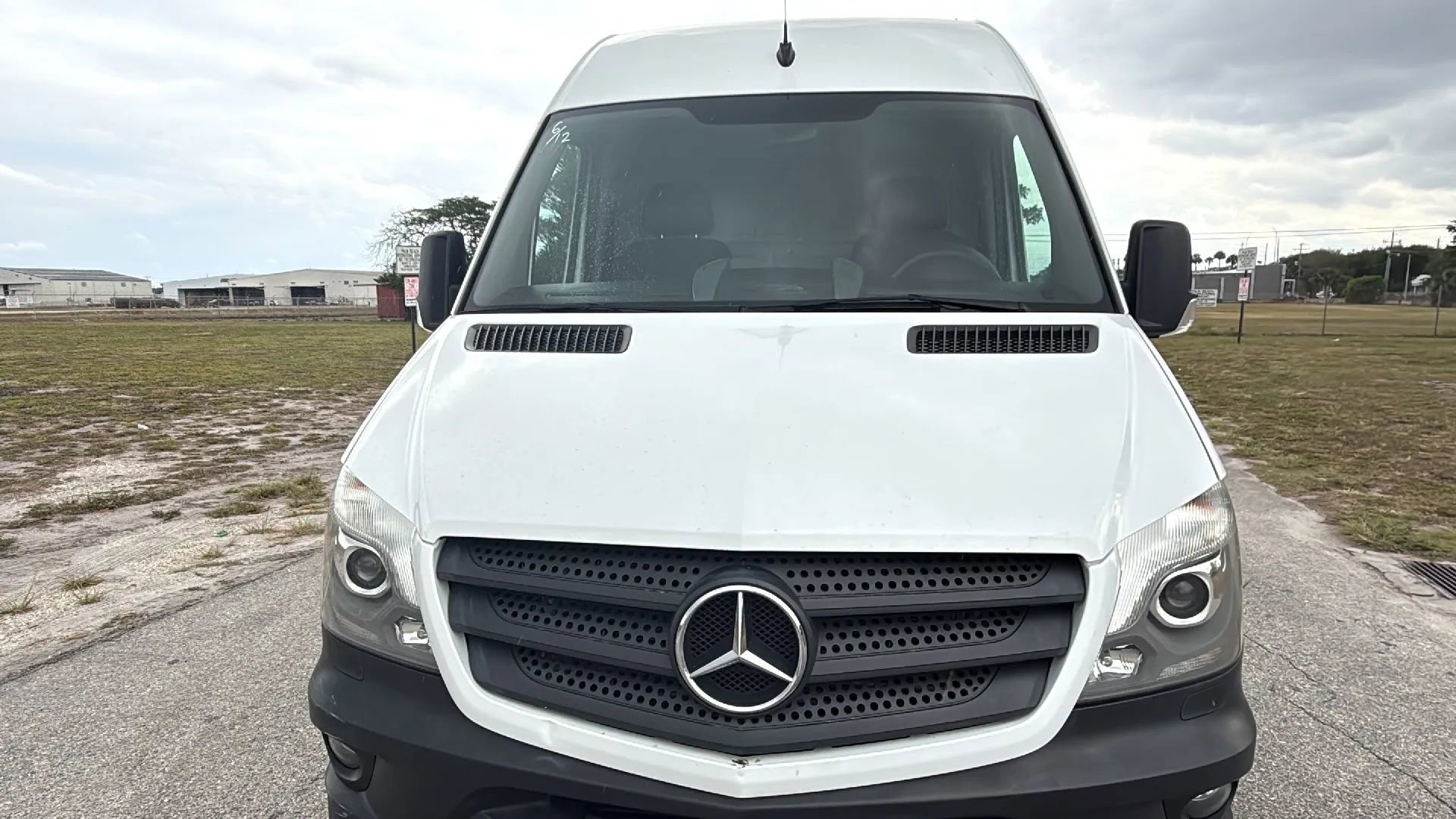 Used 2017 Mercedes-Benz Sprinter 2500 image 8