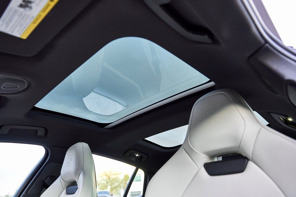 Used 2025 Porsche Panamera 4 w/ Premium Package image 52