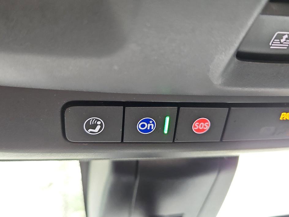 Used 2021 Chevrolet Suburban Z71 image 23