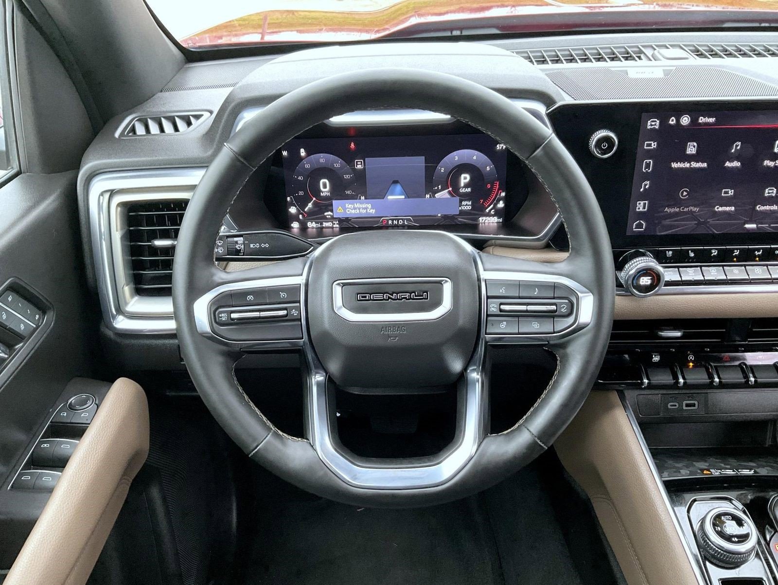 Certified 2024 GMC Canyon Denali image 11