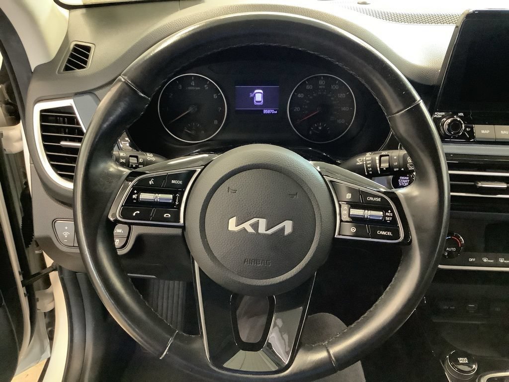 Certified 2023 Kia Seltos Nightfall Edition AWD/4WD image 8