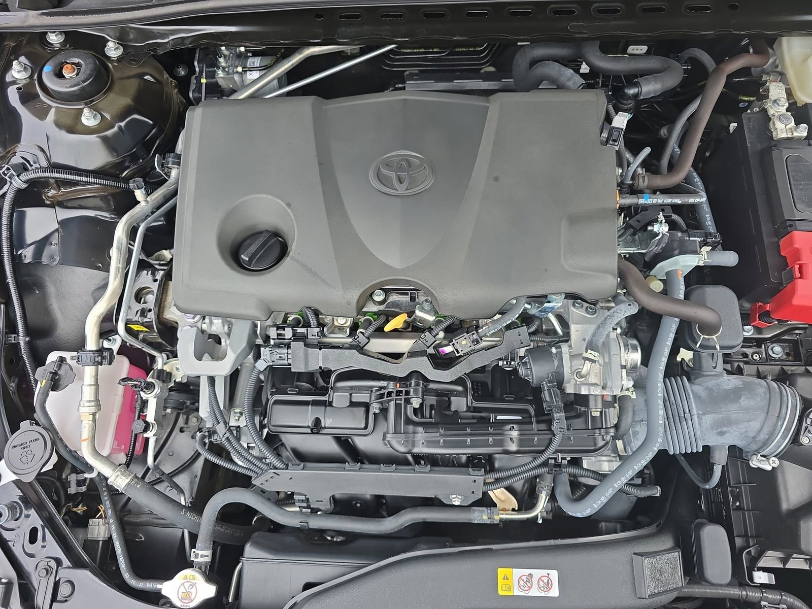 Used 2024 Toyota Camry SE image 35