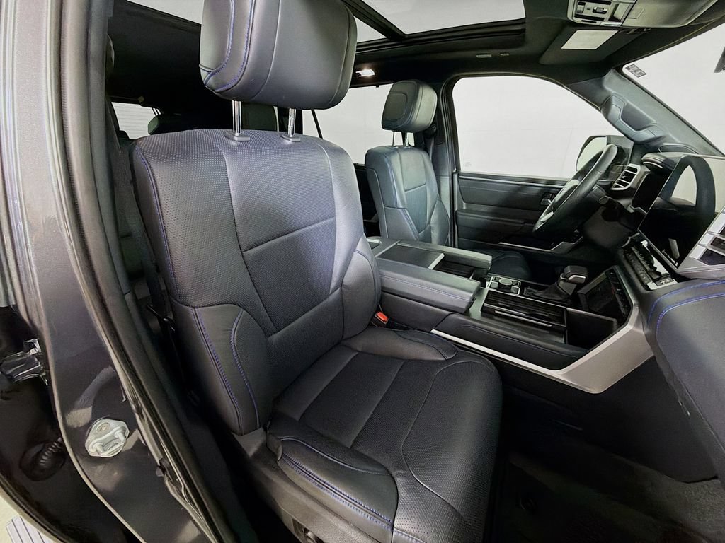 Used 2023 Toyota Sequoia Platinum AWD/4WD image 26