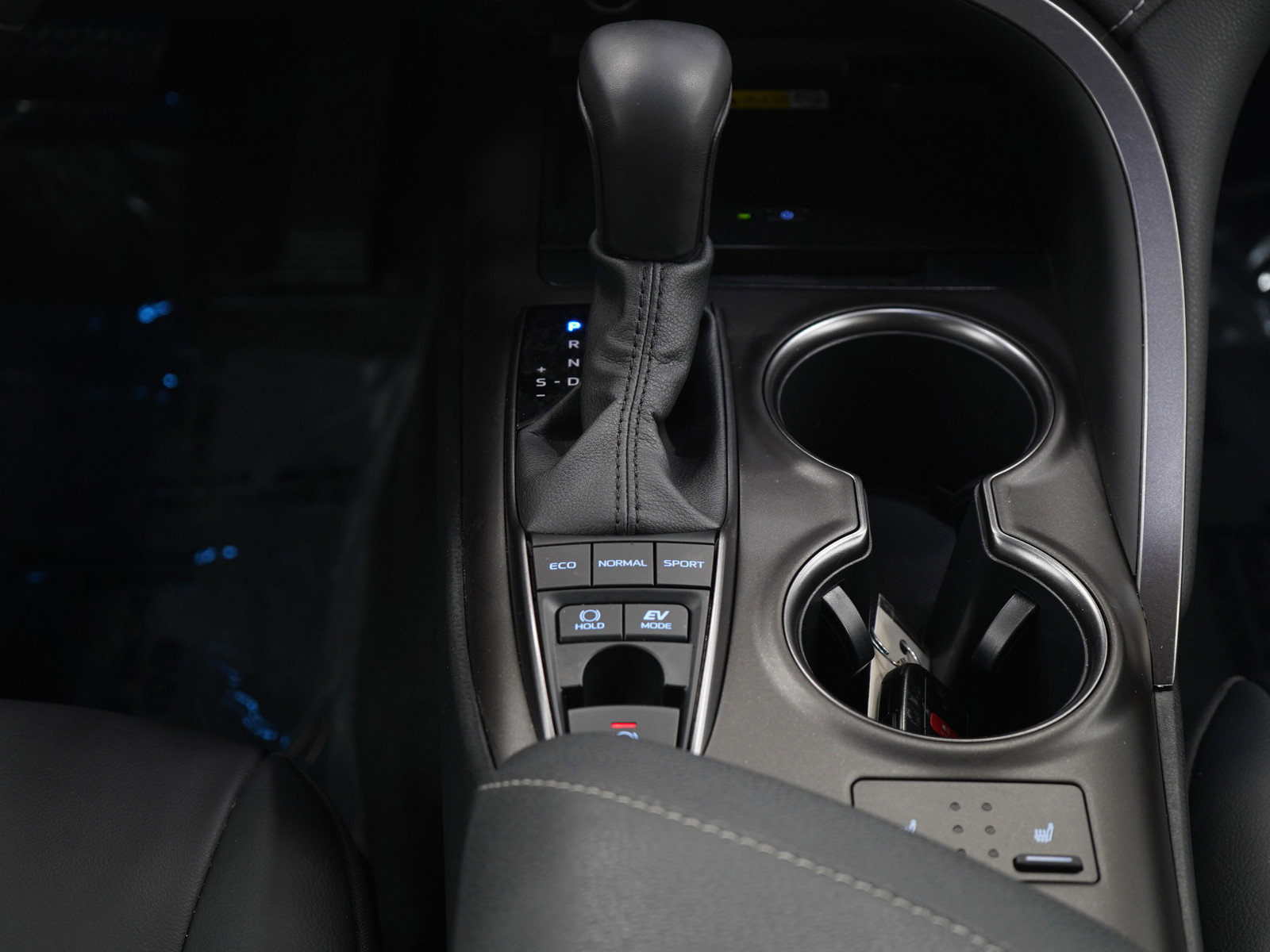Used 2023 Toyota Camry XSE w/ Navigation Package FWD image 16