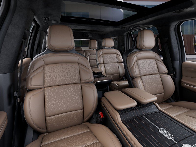 New 2027 Lincoln Navigator Black Label AWD/4WD image 10
