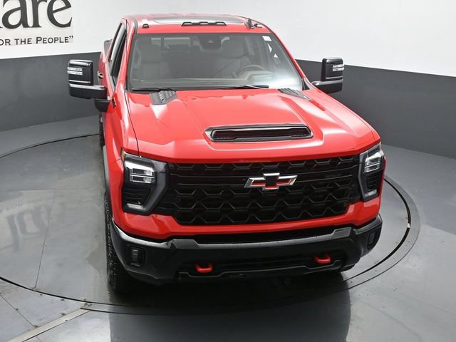 New 2026 Chevrolet Silverado 2500 ZR2 w/ LPO, Dark Essentials Package AWD/4WD image 37