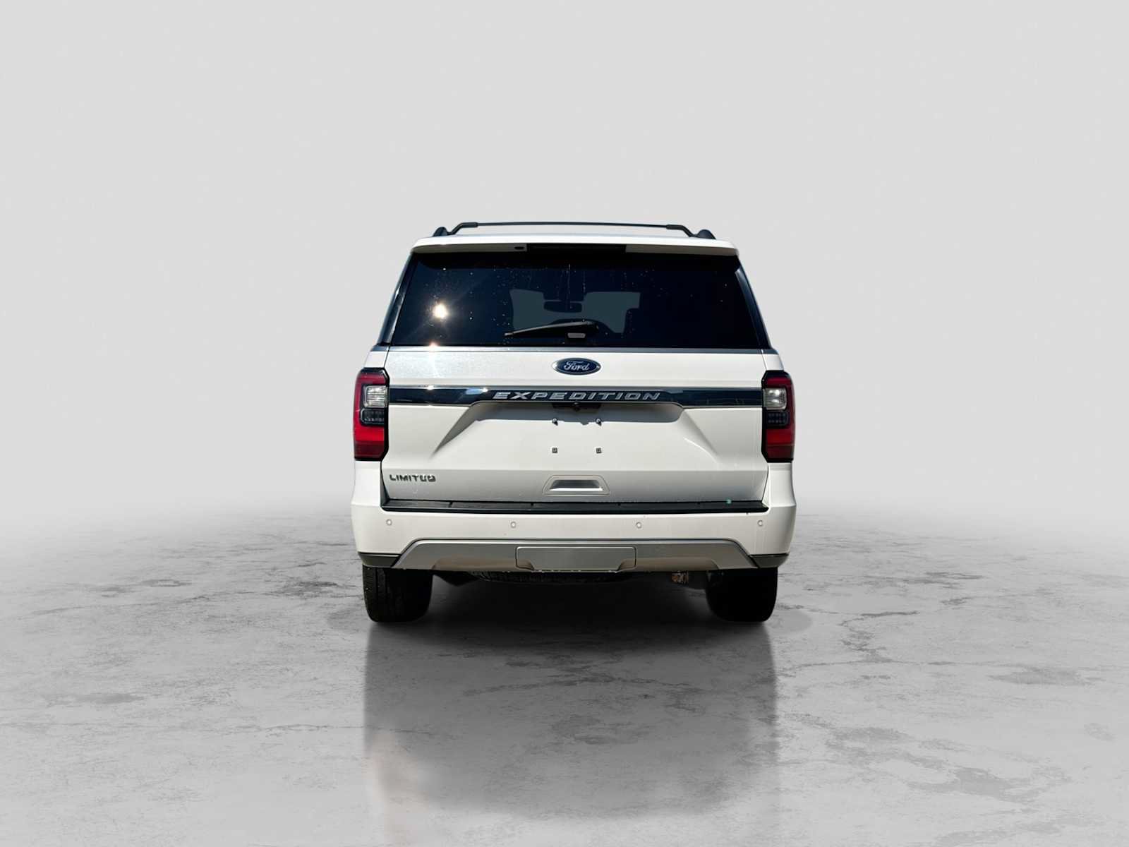 Used 2020 Ford Expedition Limited w/ Special Edition Package AWD/4WD image 5