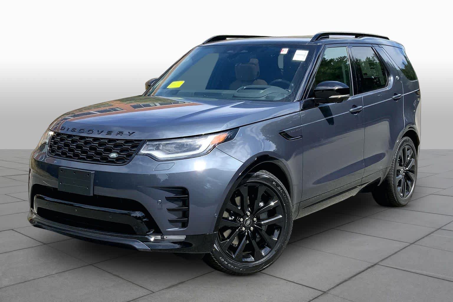 New 2026 Land Rover Discovery Dynamic SE