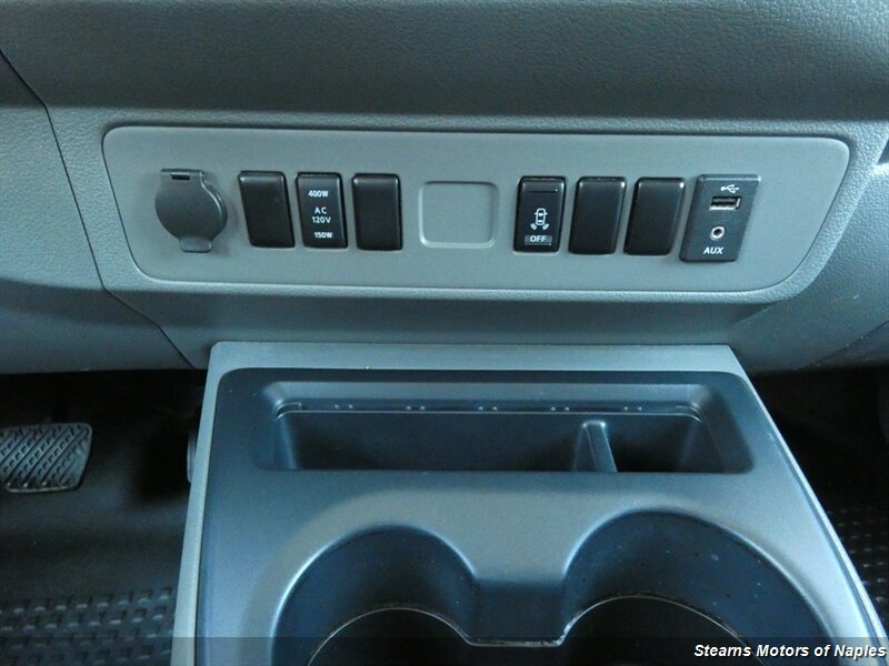 Used 2021 Nissan NV 2500 SV RWD image 31