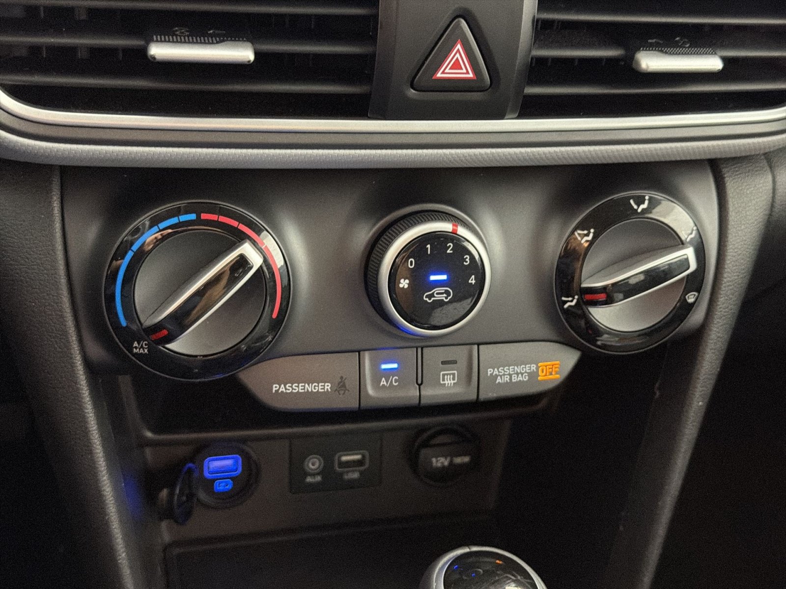 Used 2021 Hyundai Kona SEL FWD image 20