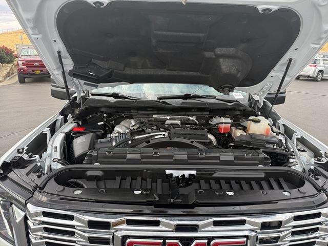 Used 2024 GMC Sierra 3500 Denali w/ Denali Reserve Package AWD/4WD image 23
