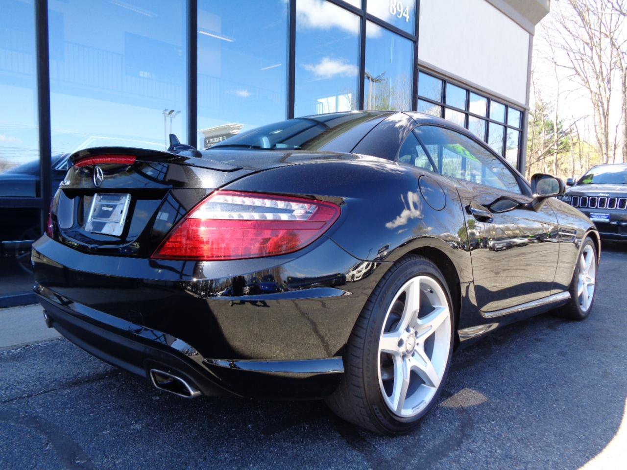 Used 2013 Mercedes-Benz SLK 250 w/ Premium I Pkg image 14