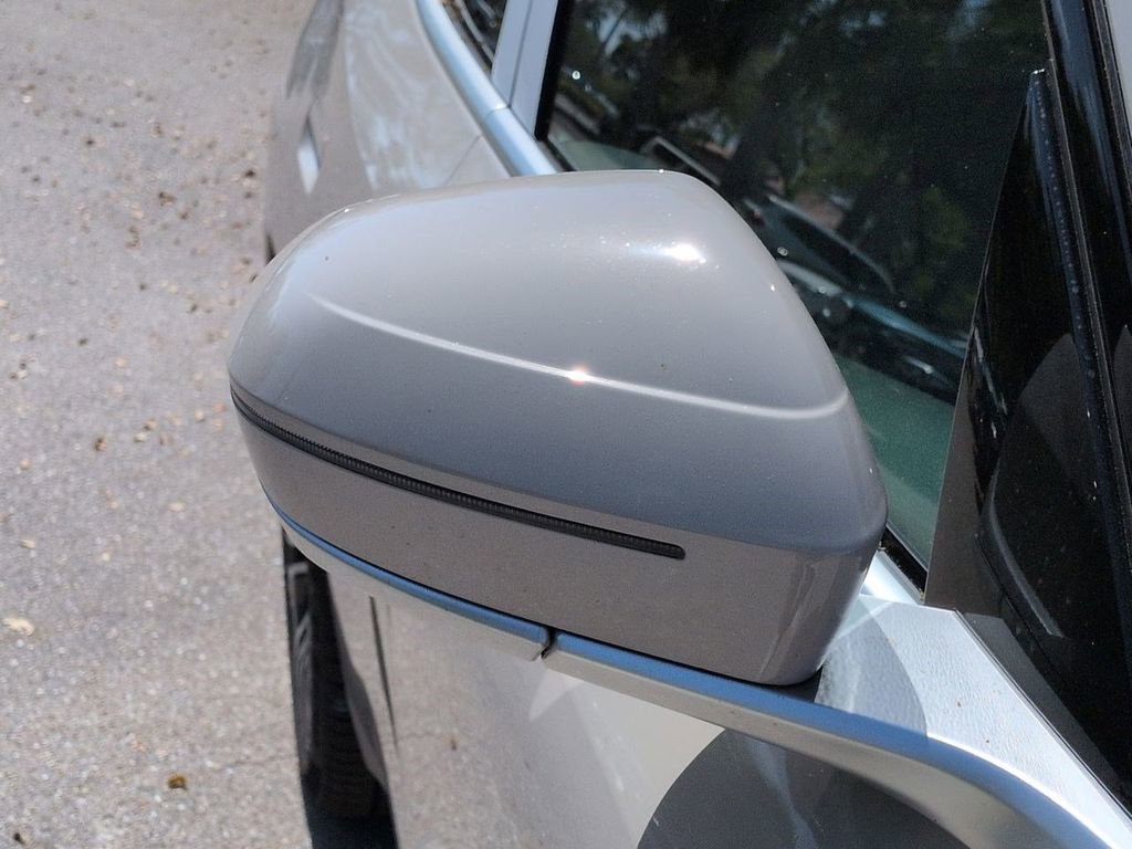 New 2026 BMW X3 xDrive30 w/ Premium Package image 12