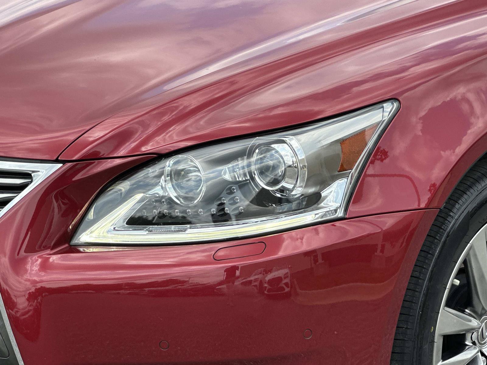 Used 2015 Lexus LS 460 AWD w/ Comfort Package image 9