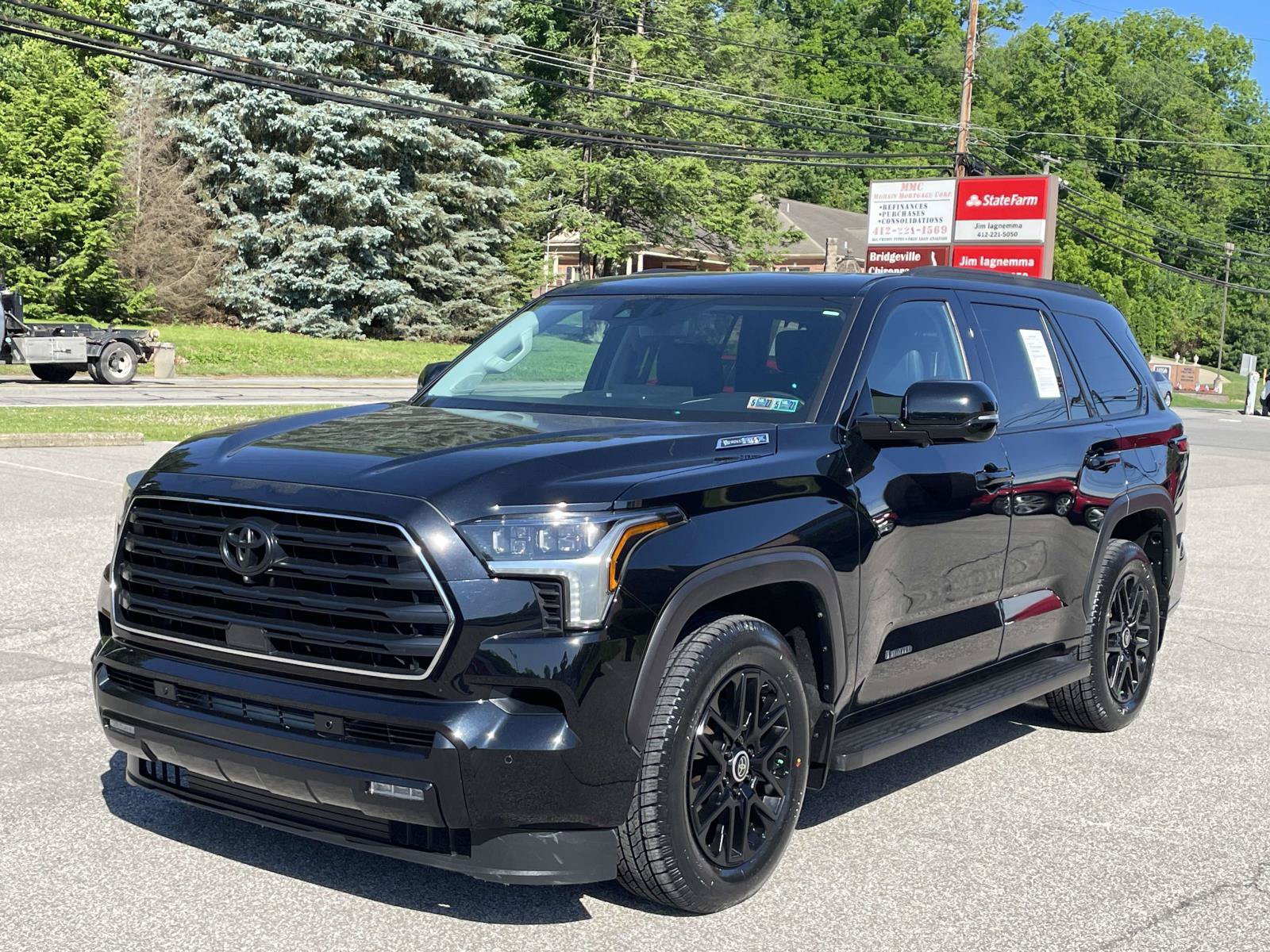 Used 2024 Toyota Sequoia Limited w/ Nightshade Package AWD/4WD image 7
