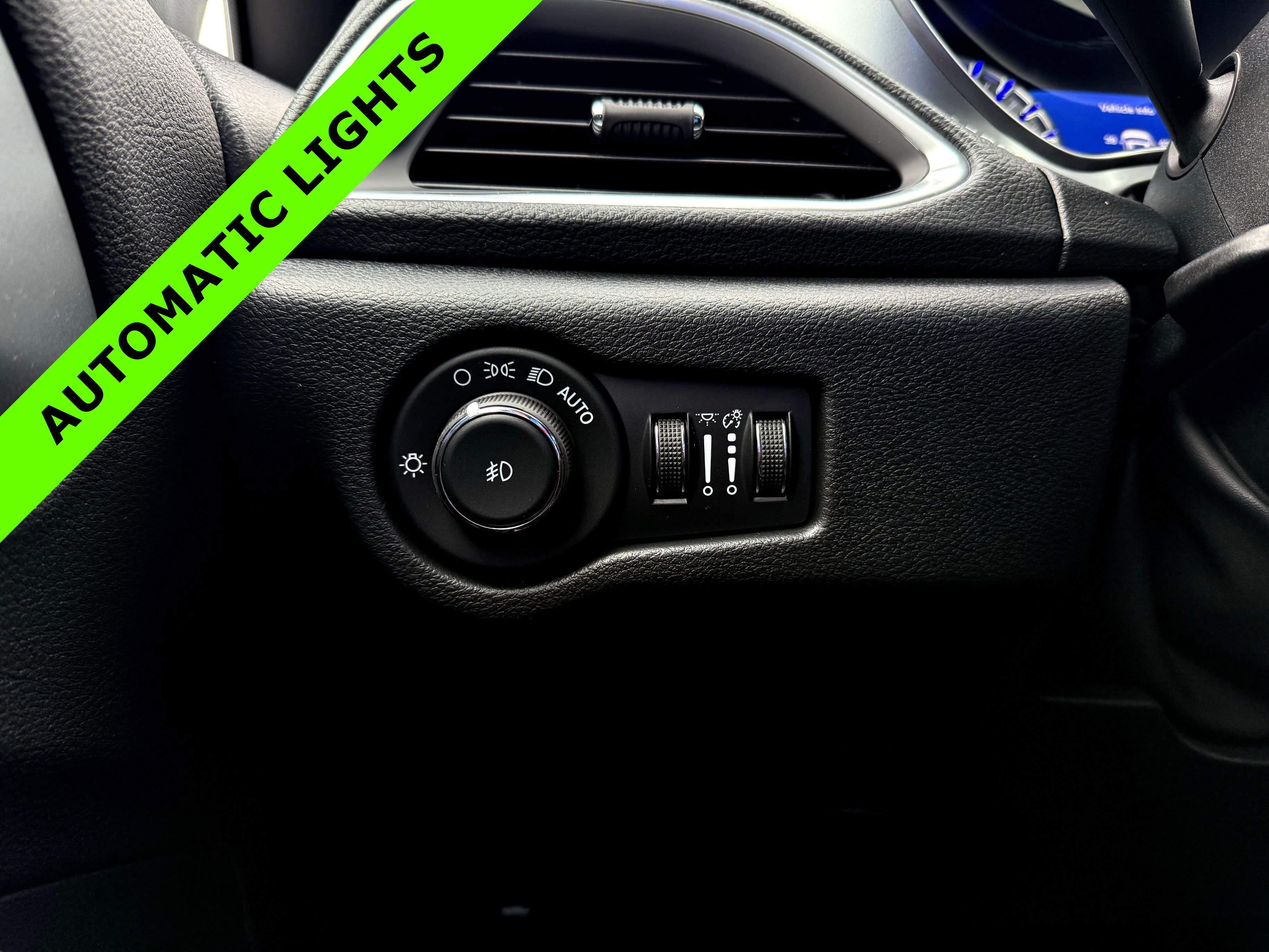 New 2026 Chrysler Pacifica Limited image 22