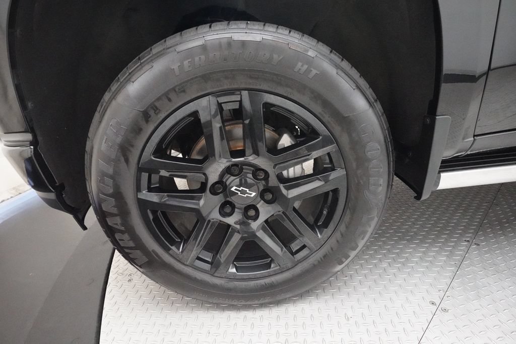 Used 2021 Chevrolet Silverado 1500 High Country w/ Technology Package AWD/4WD image 24
