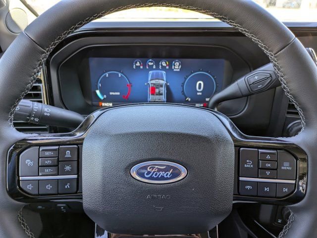 New 2026 Ford F250 Lariat w/ Black Appearance Package image 28