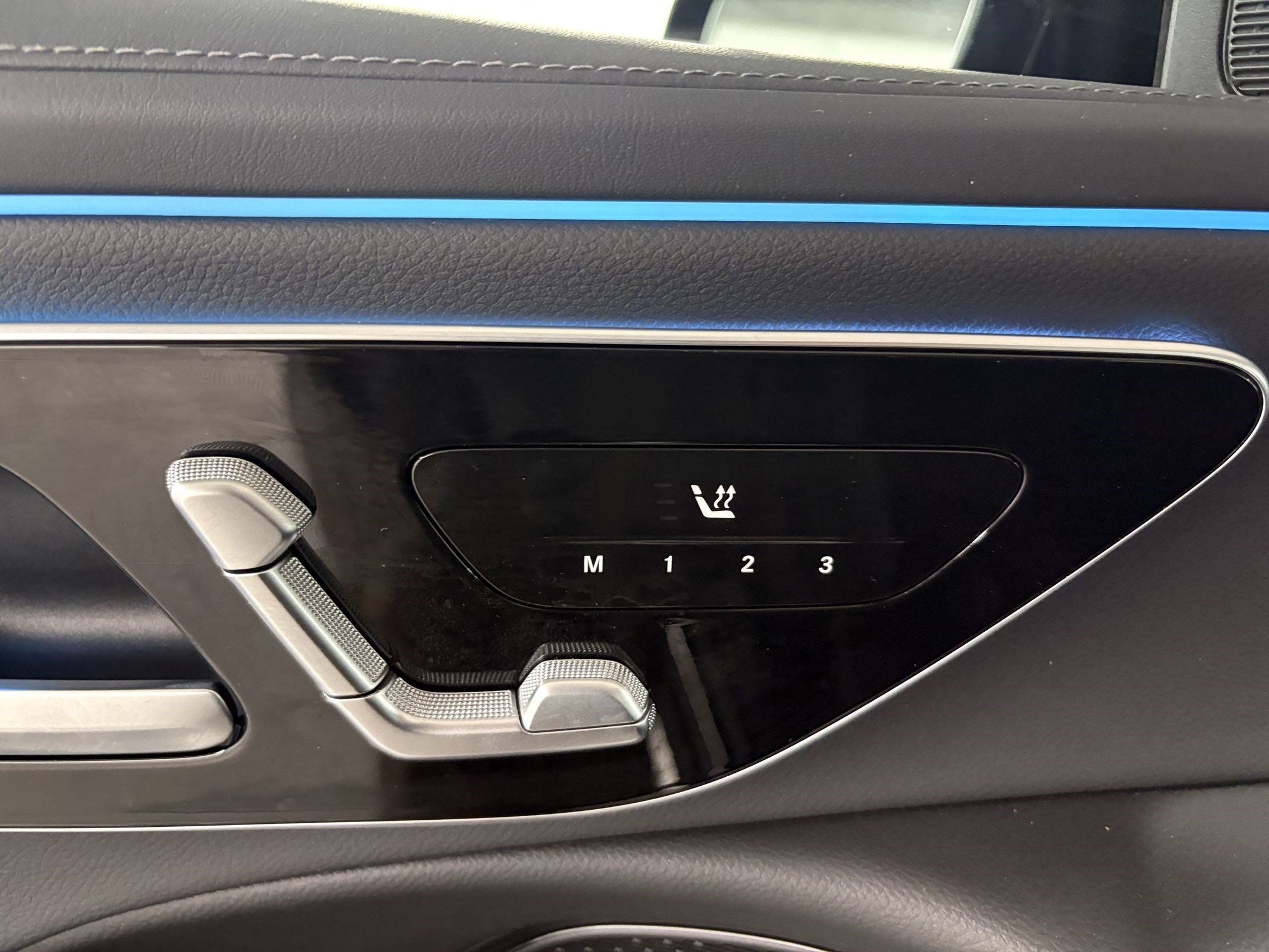 Certified 2024 Mercedes-Benz E 350 4MATIC Sedan image 28