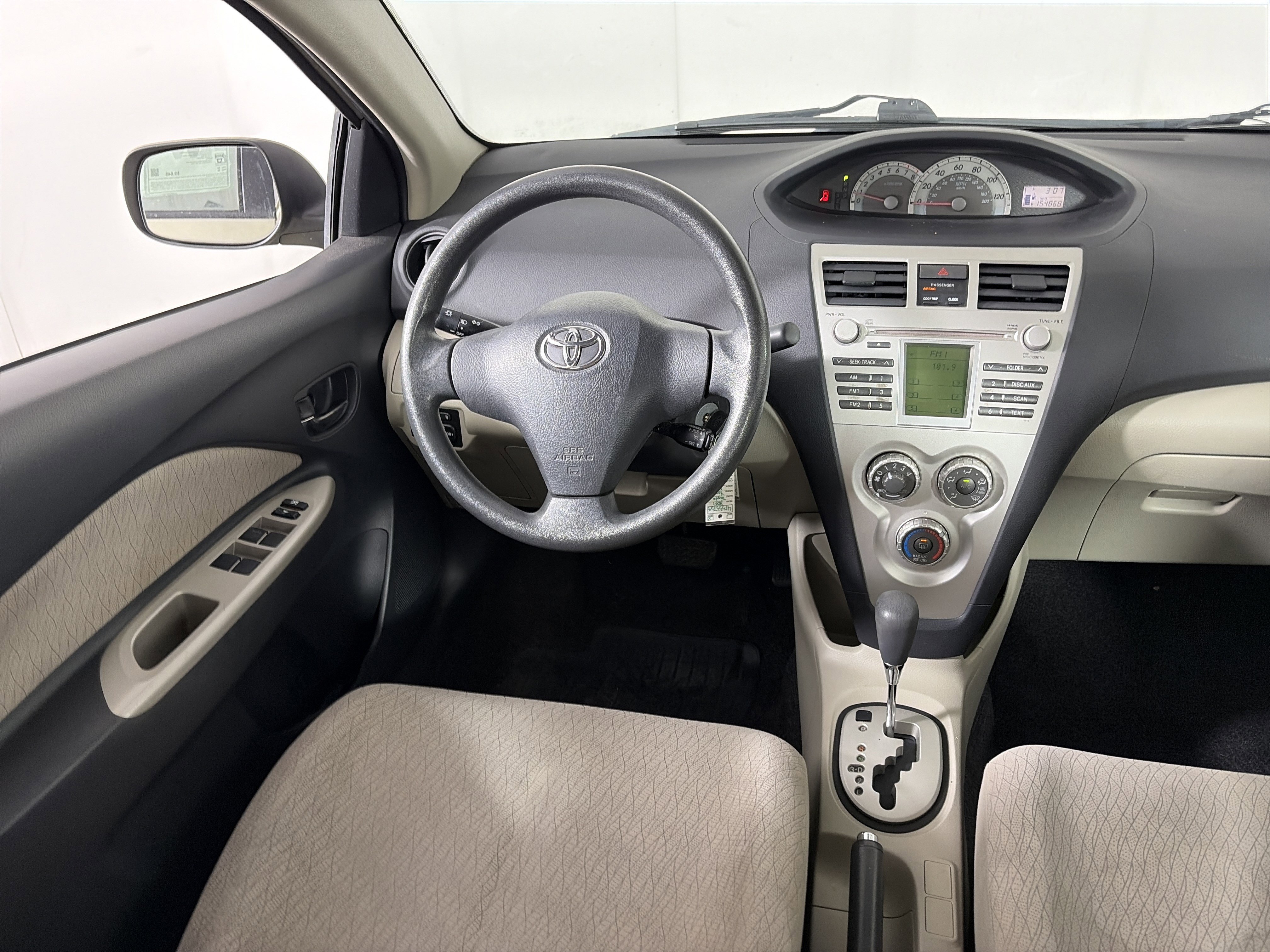 Used 2007 Toyota Yaris Sedan image 34