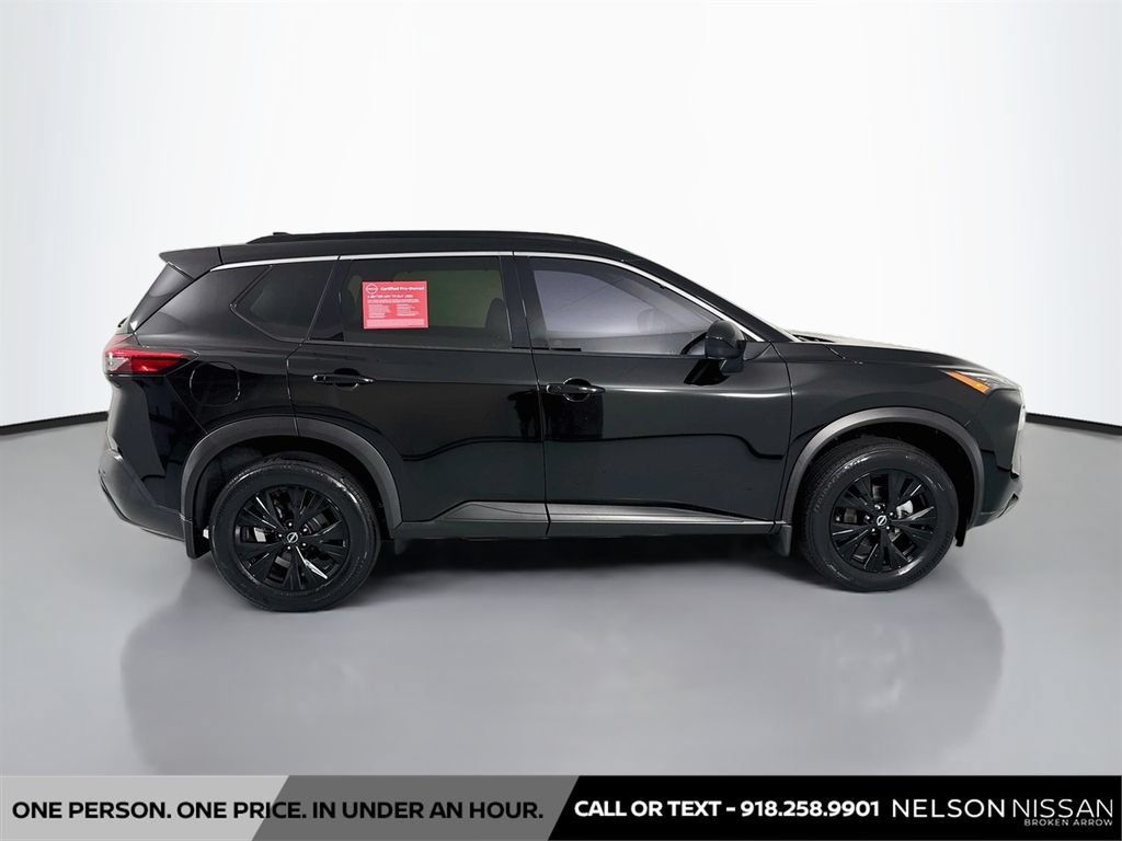Certified 2023 Nissan Rogue SV w/ SV Premium B Package AWD/4WD image 4