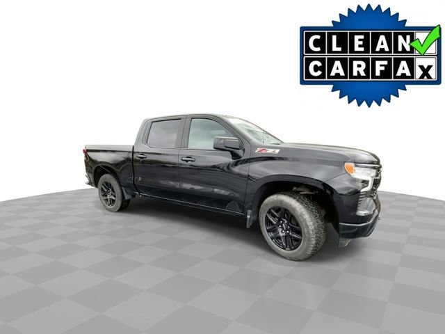 Used 2023 Chevrolet Silverado 1500 RST image 2