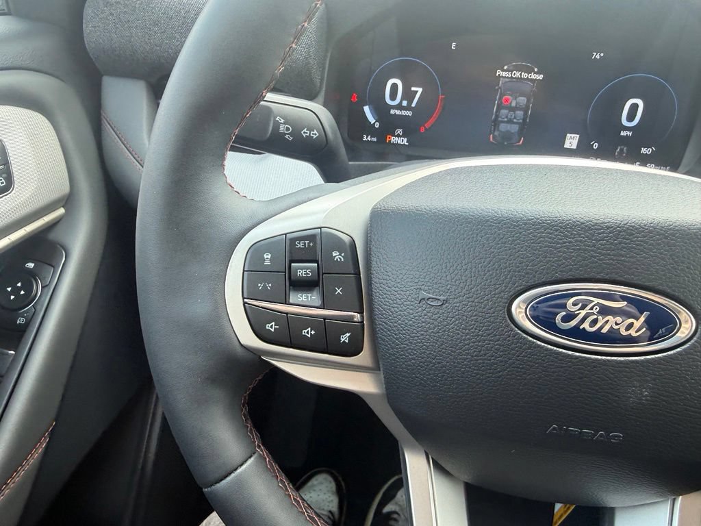 New 2026 Ford Explorer Active w/ Active Comfort Package AWD/4WD image 15