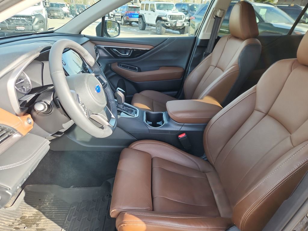 Used 2025 Subaru Outback Touring image 11