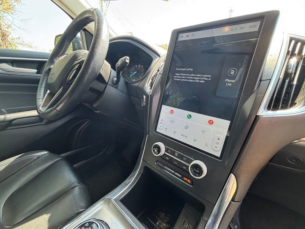 Used 2022 Ford Edge Titanium AWD/4WD image 15