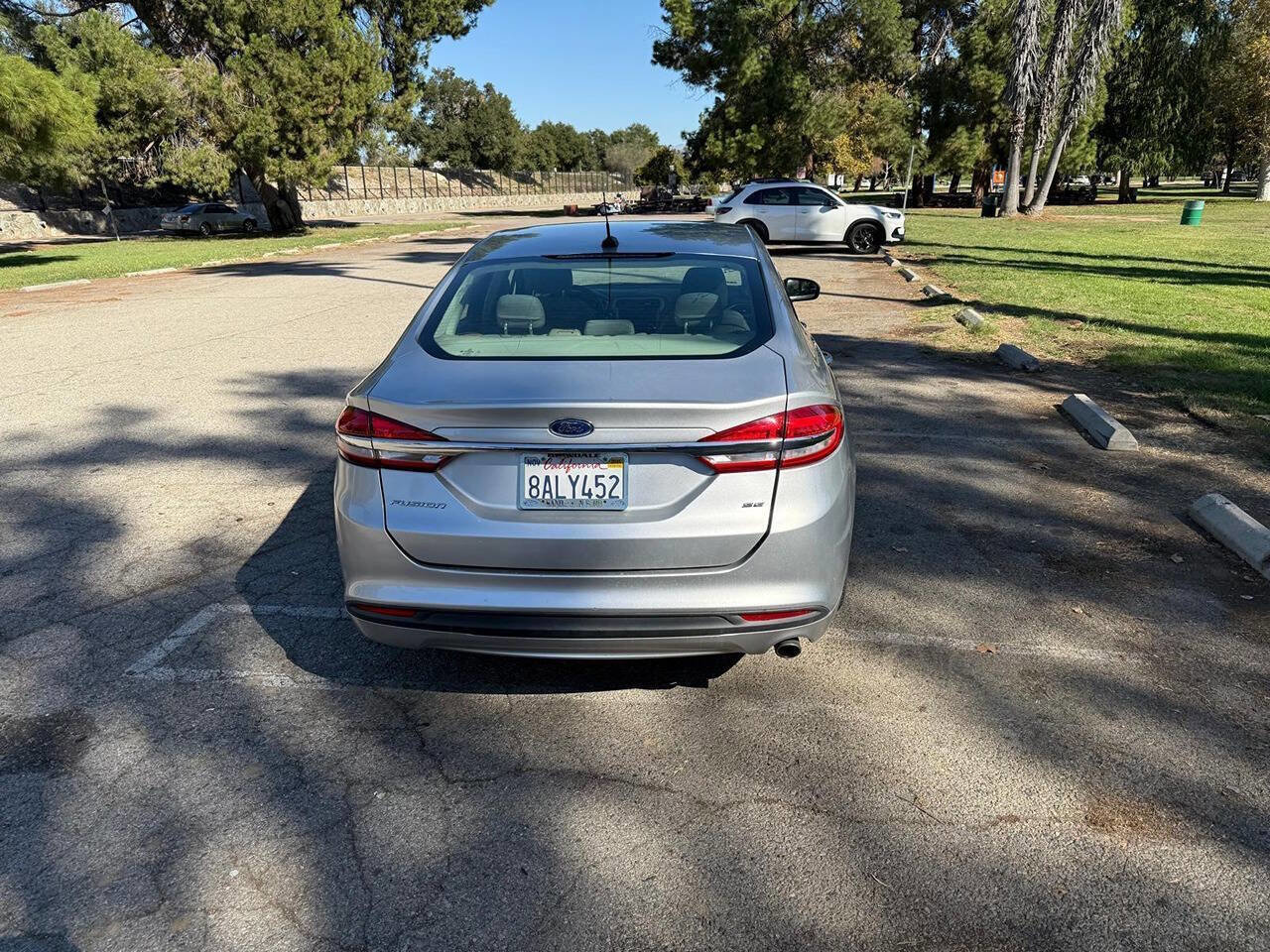 Used 2017 Ford Fusion SE image 5