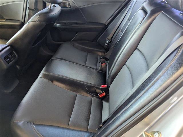 Used 2017 Honda Accord EX-L image 18