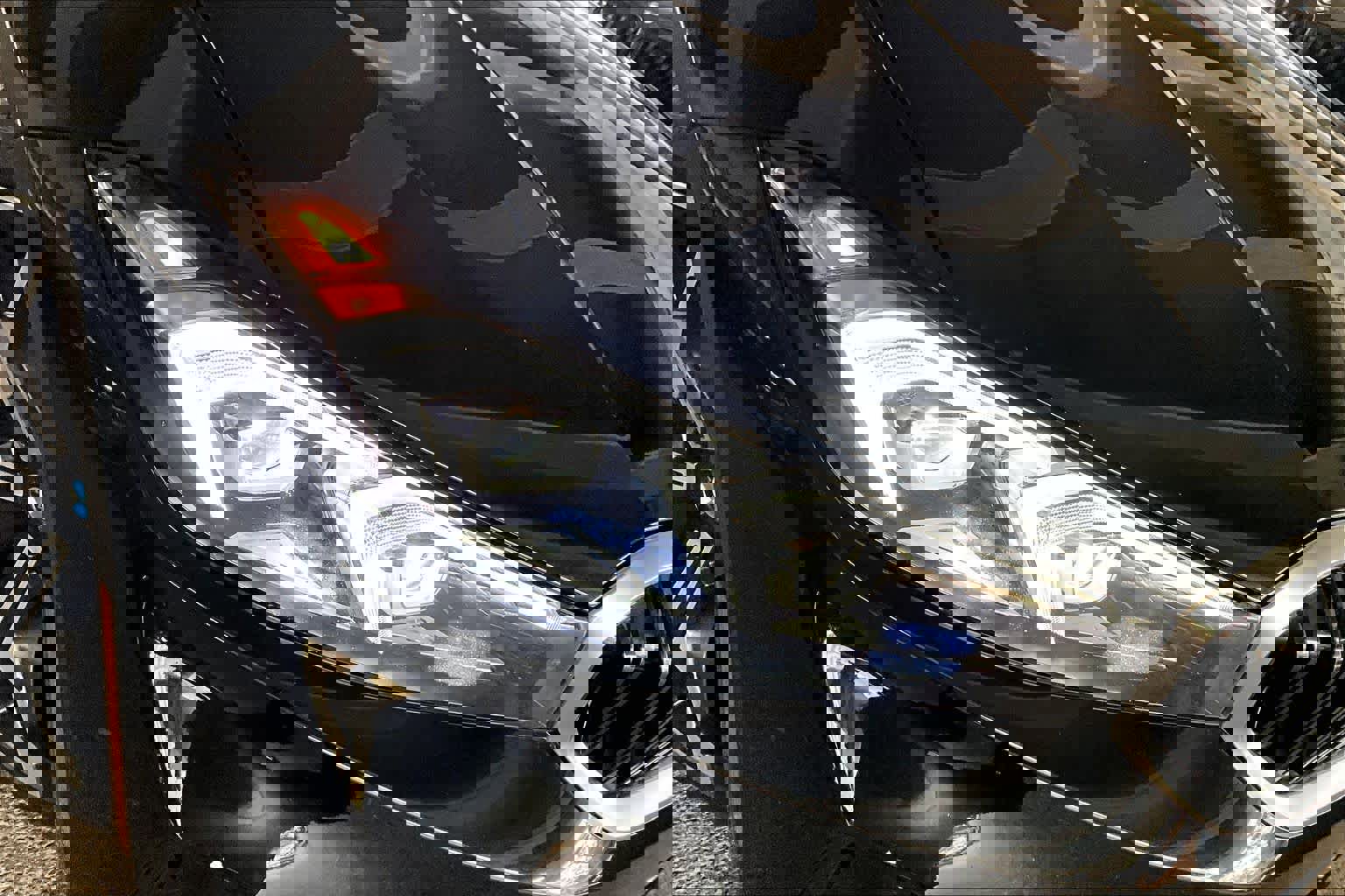 Certified 2025 BMW 330i Sedan image 27