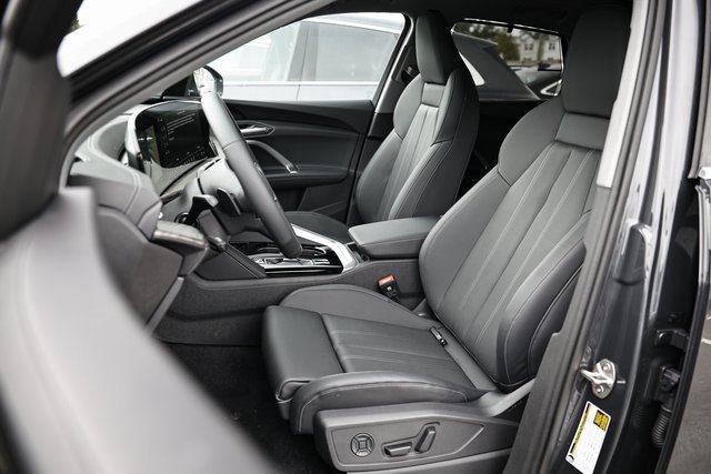 New 2025 Audi Q5 Prestige image 30