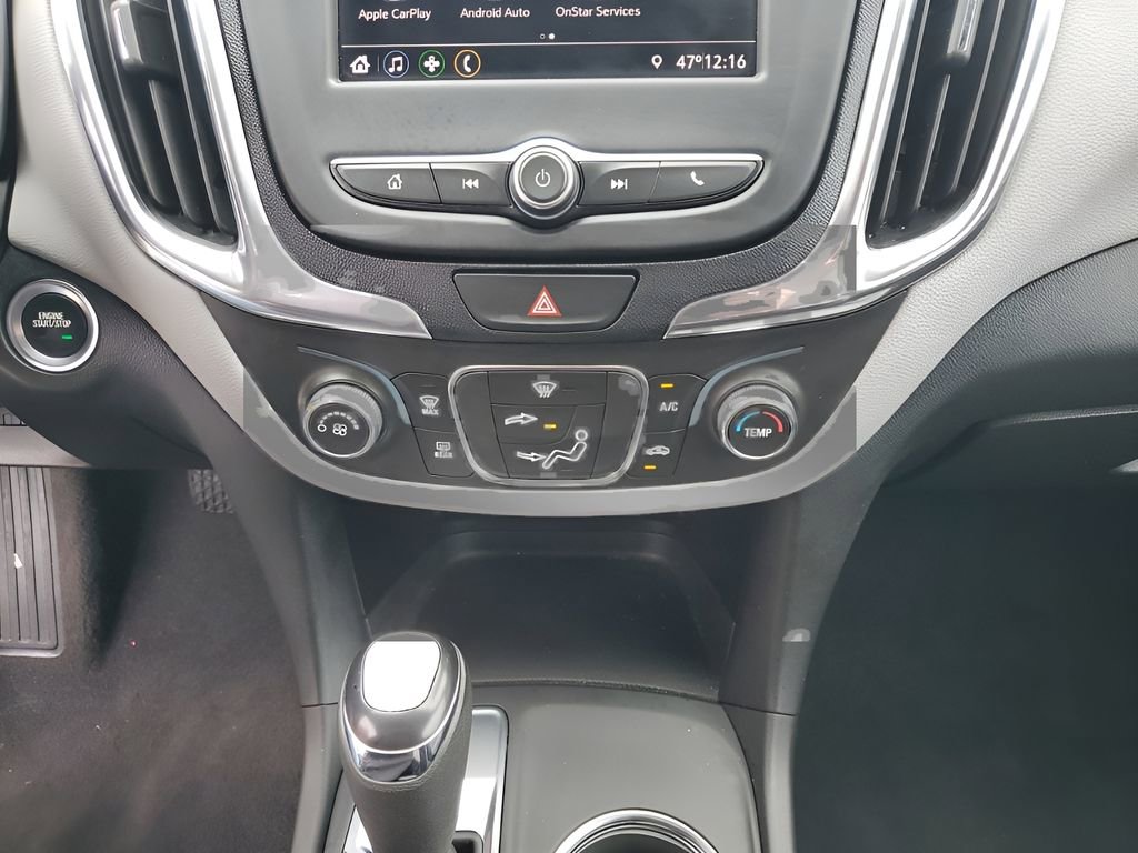 Used 2021 Chevrolet Equinox LT image 39