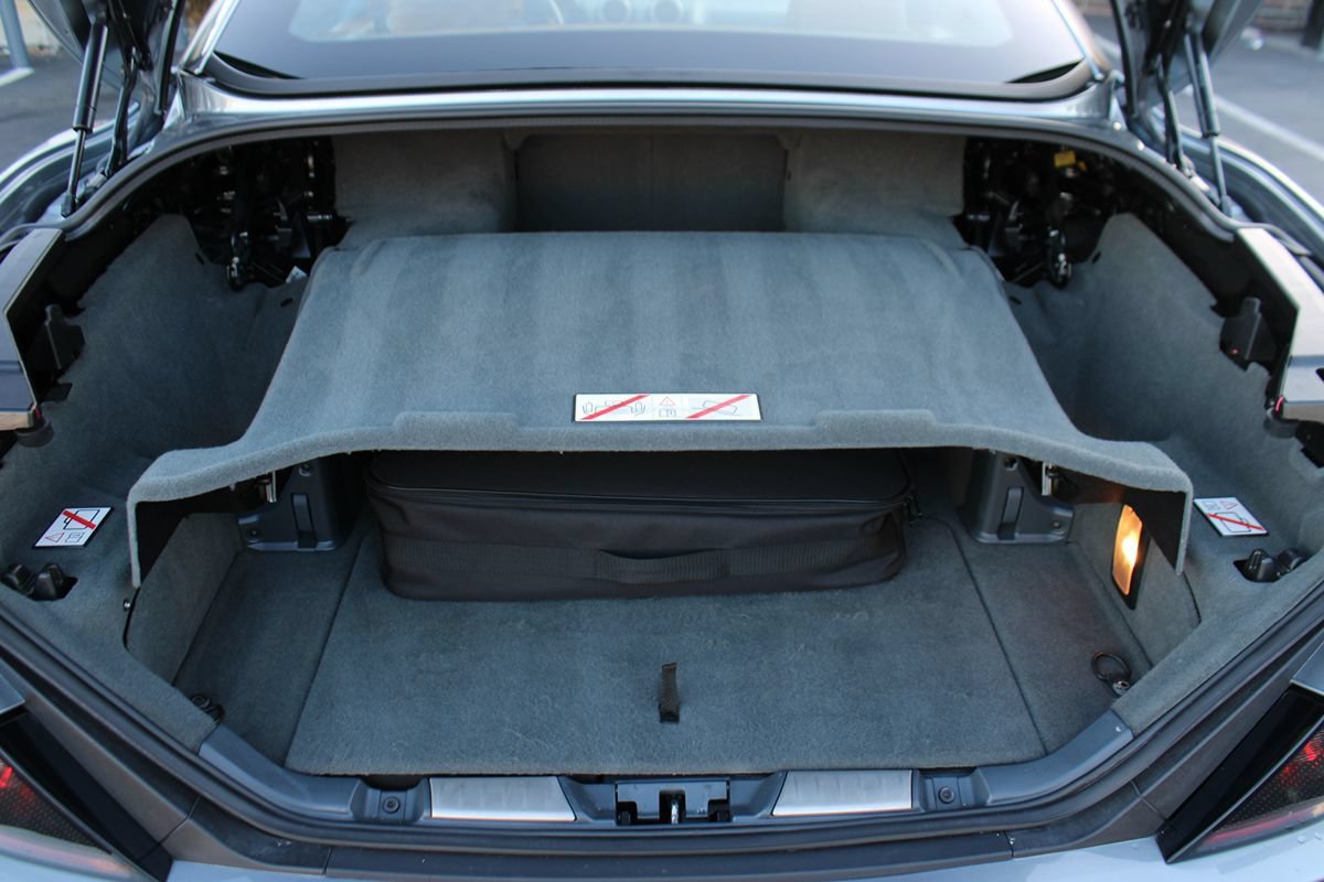 Used 2012 Ferrari California RWD image 56