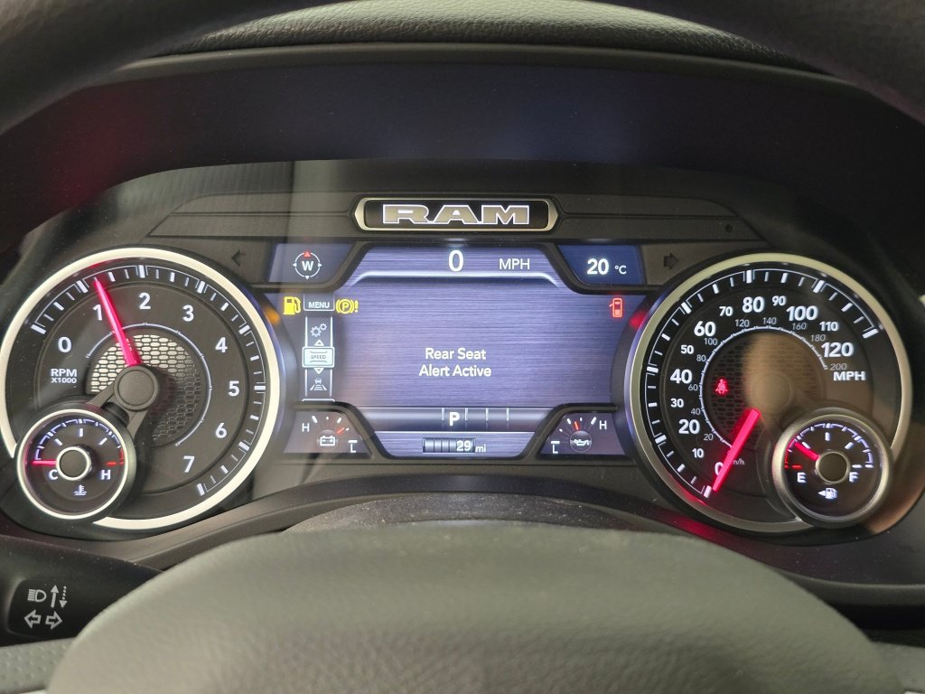 New 2026 RAM 1500 Express AWD/4WD image 23