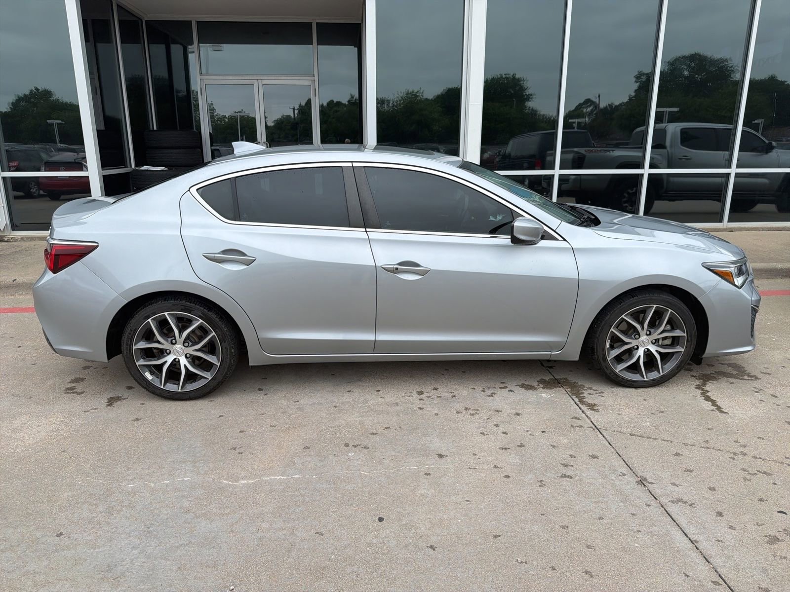 Used 2022 Acura ILX w/ Premium Package FWD image 5
