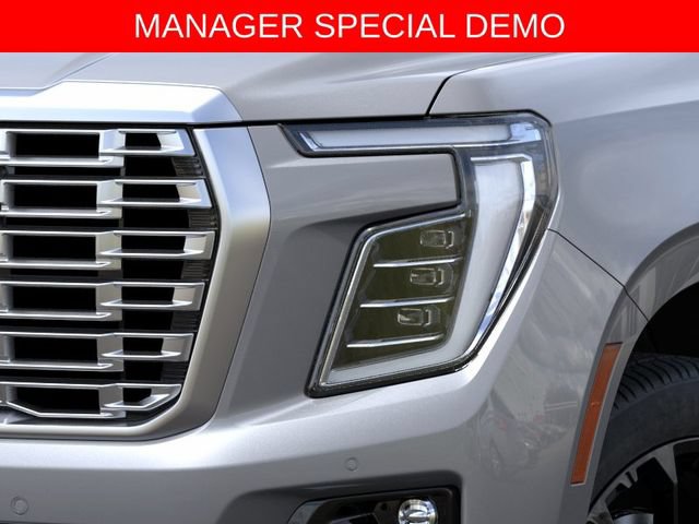 Used 2026 GMC Yukon XL Denali w/ Denali Reserve Package AWD/4WD image 10