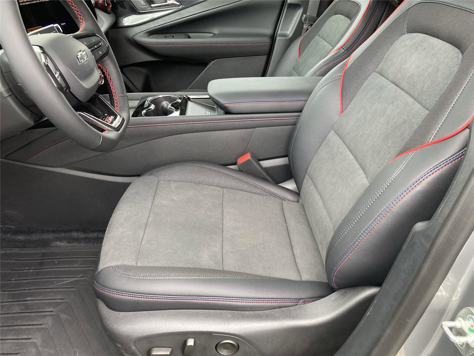 New 2026 Chevrolet Blazer EV RS image 20