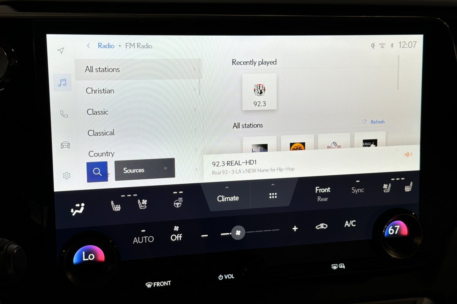 Used 2023 Lexus RX 350 Premium Plus w/ Cold Area Package FWD image 17
