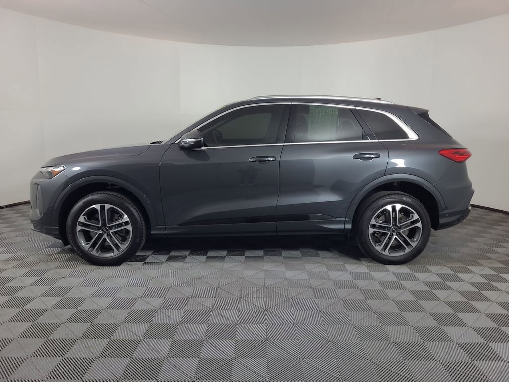 Used 2025 Audi Q5 Premium image 6